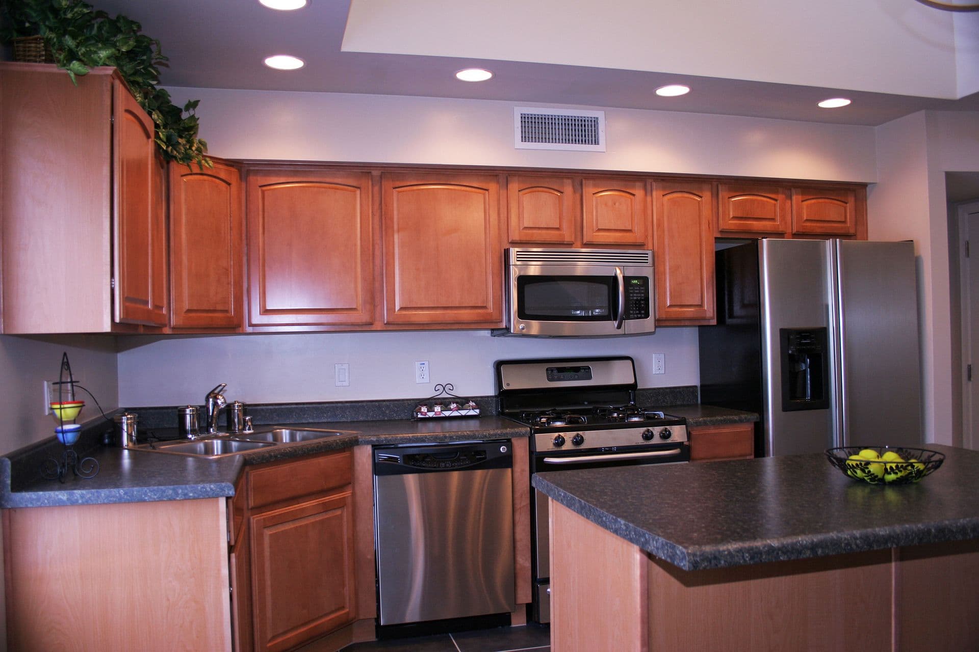 cabinet refacing img 2